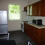 게스트하우스 Farkasverem Vendeghaz 4*