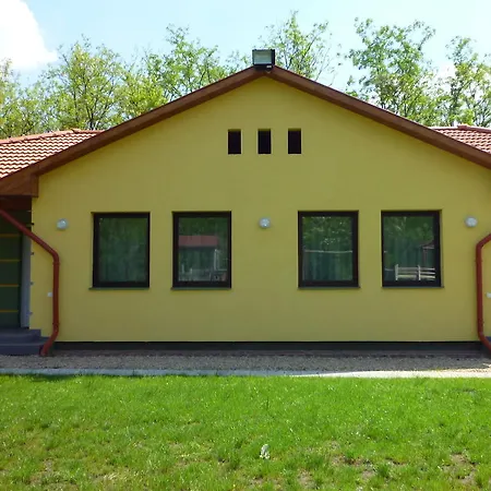 Farkasverem Vendeghaz Nyirtura
