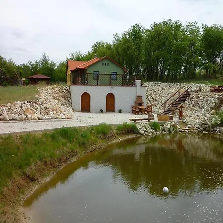 Farkasverem Vendeghaz