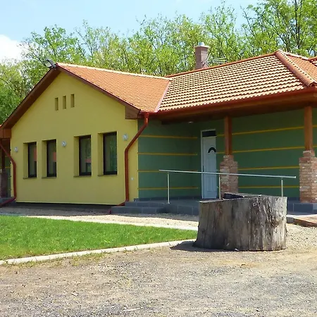 Pensiune Farkasverem Vendeghaz Nyírtura